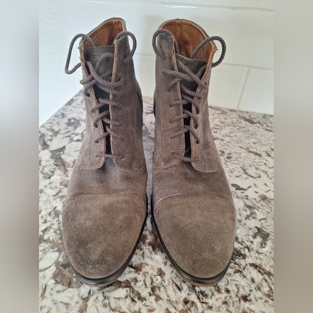 Alberto Fermani‎ brown heeled suede boots size 8.5